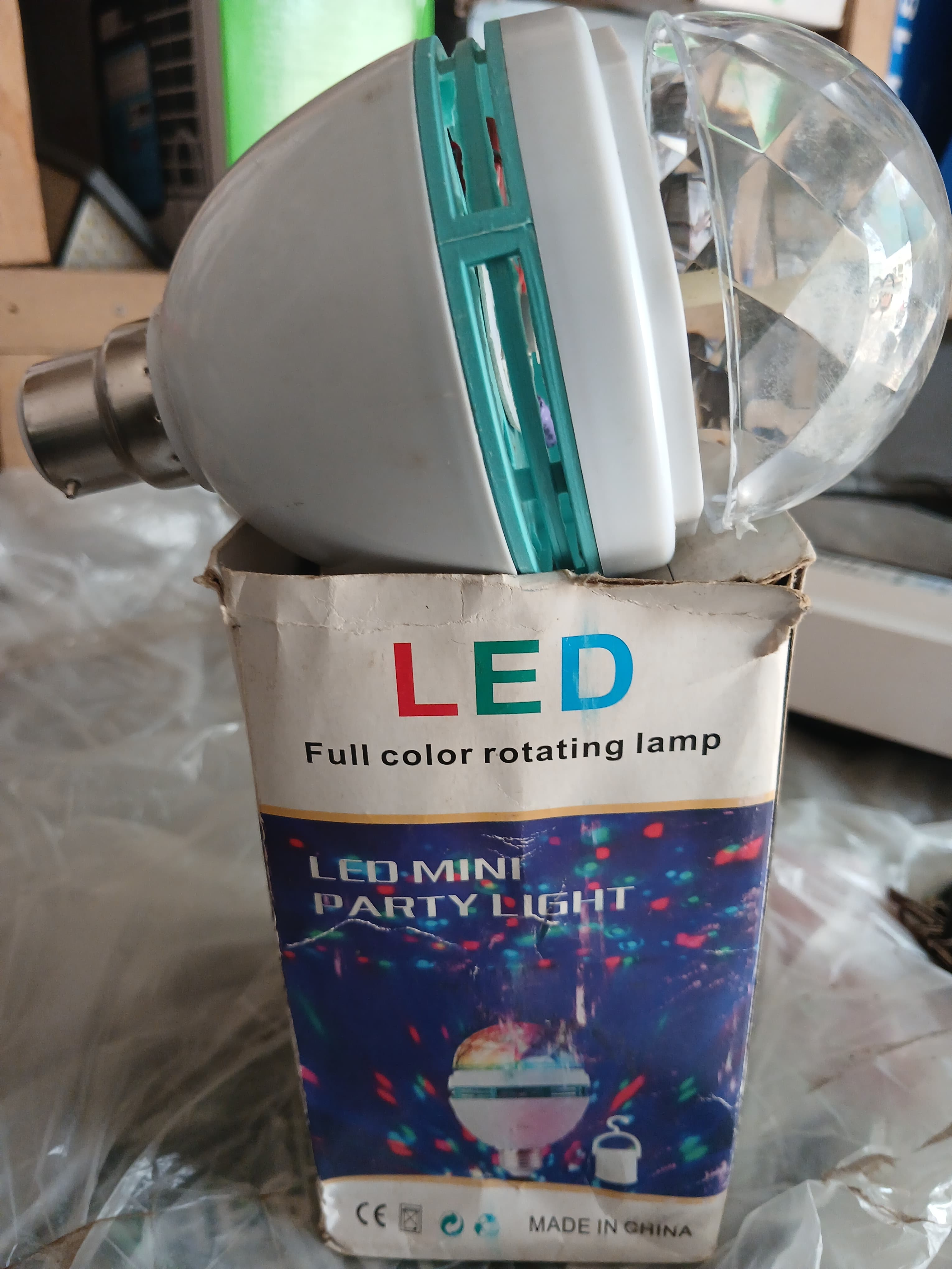 Ampoules LED couleur